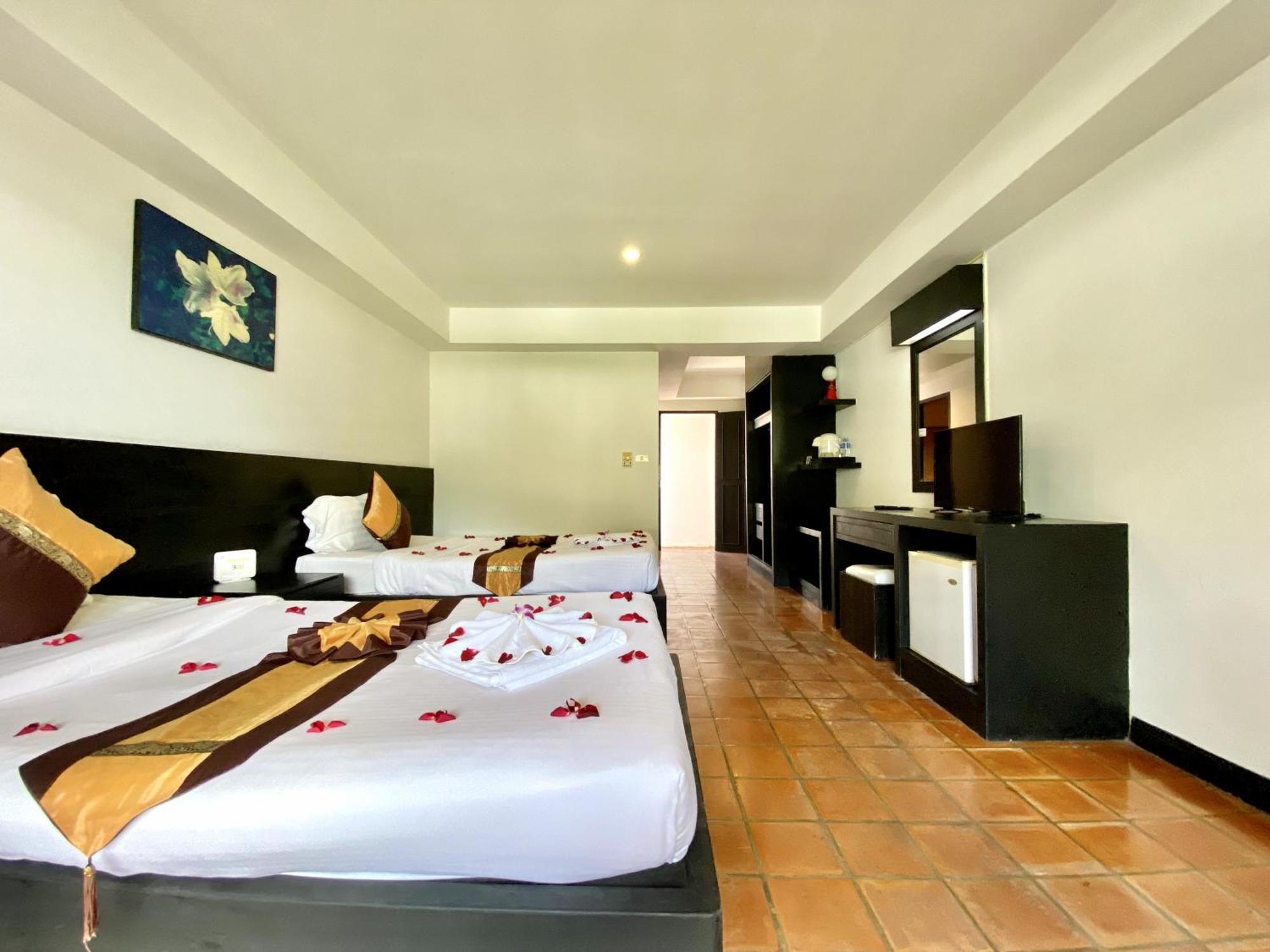 H.R.K.Resort Patong Екстериор снимка