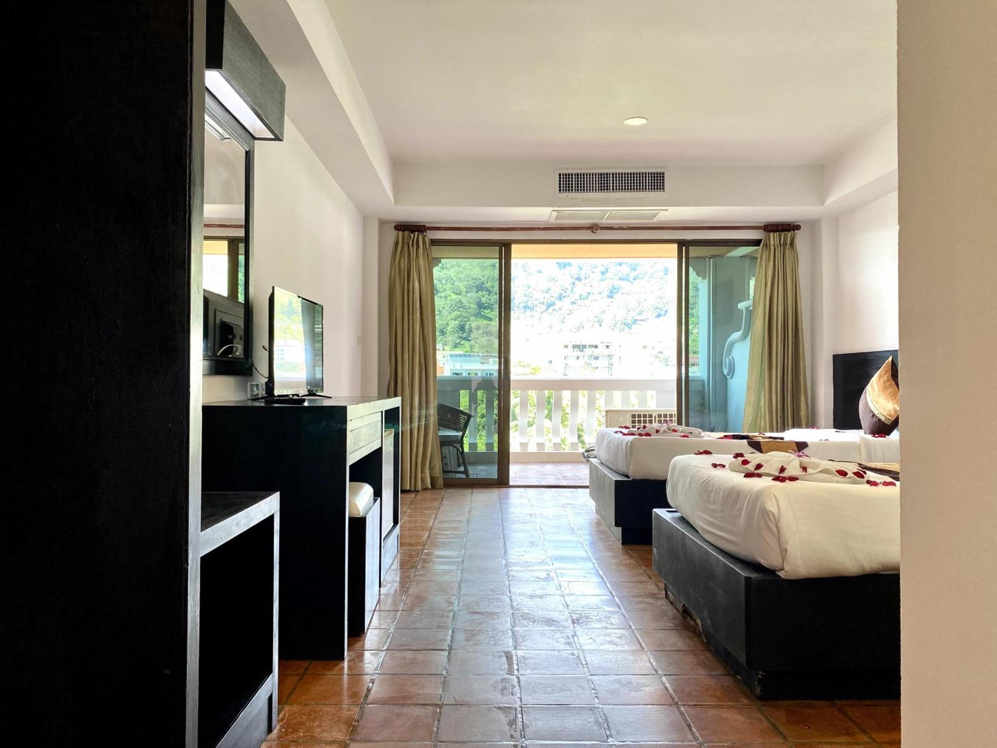 H.R.K.Resort Patong Екстериор снимка