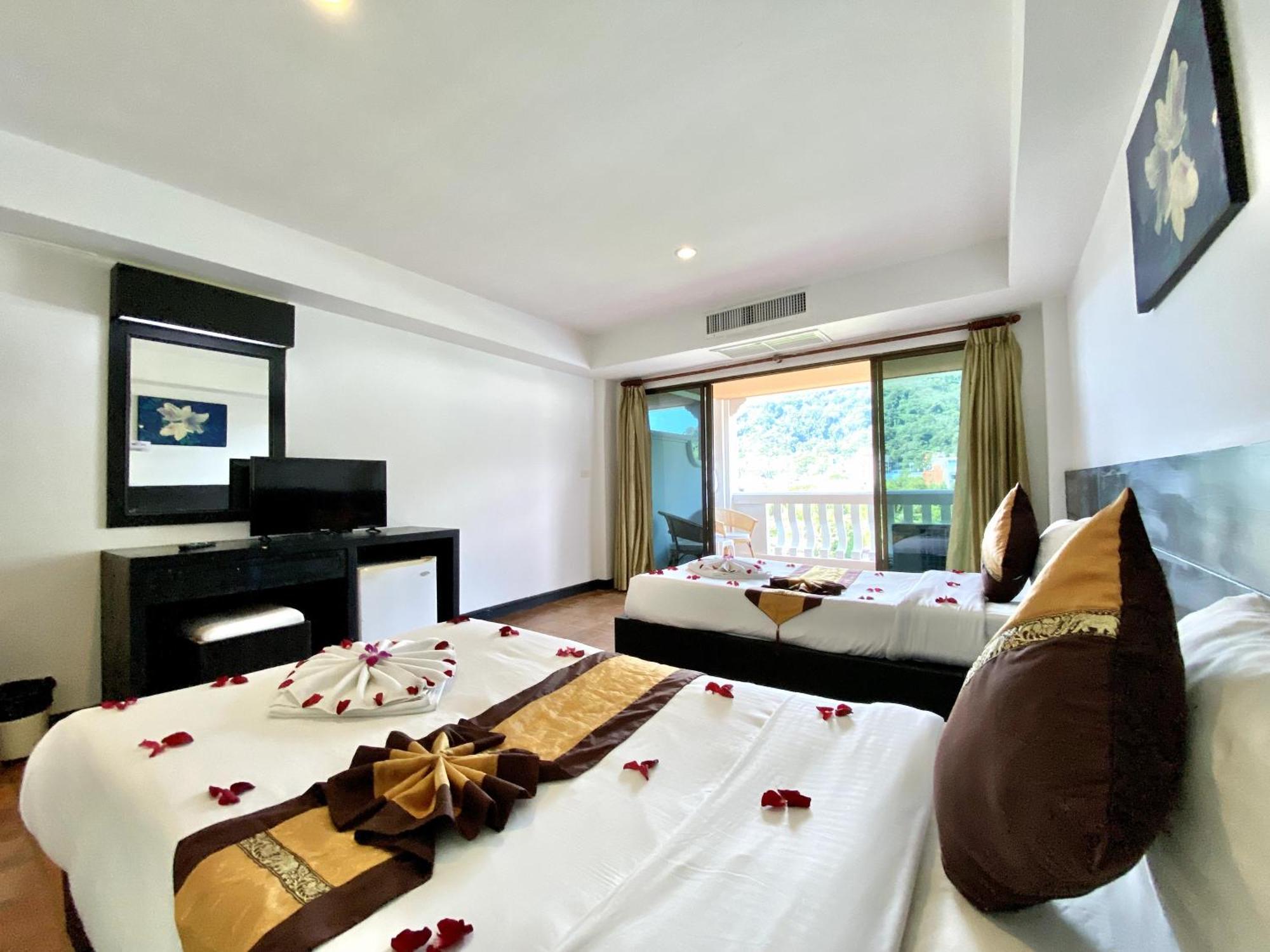 H.R.K.Resort Patong Екстериор снимка