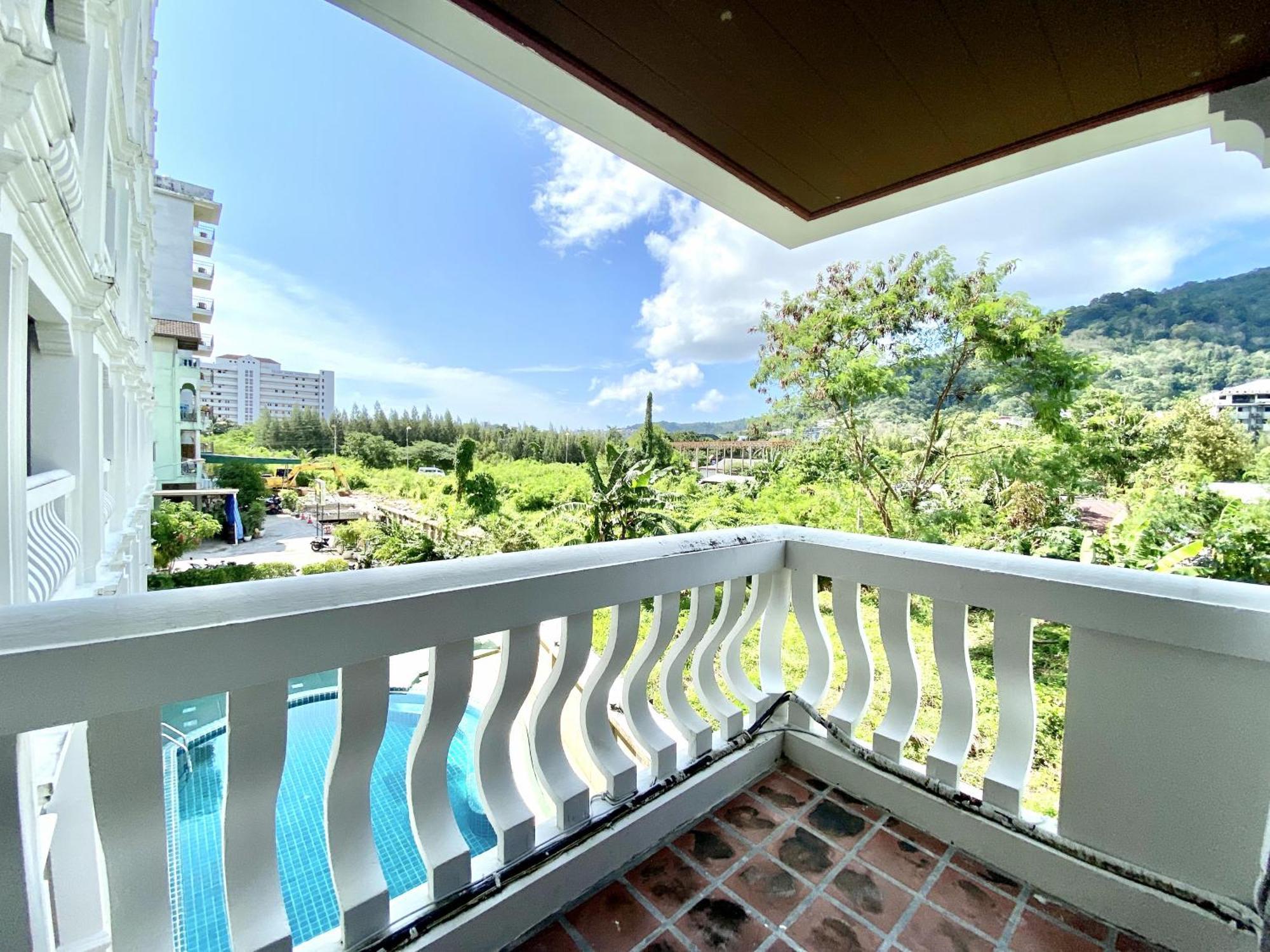 H.R.K.Resort Patong Екстериор снимка
