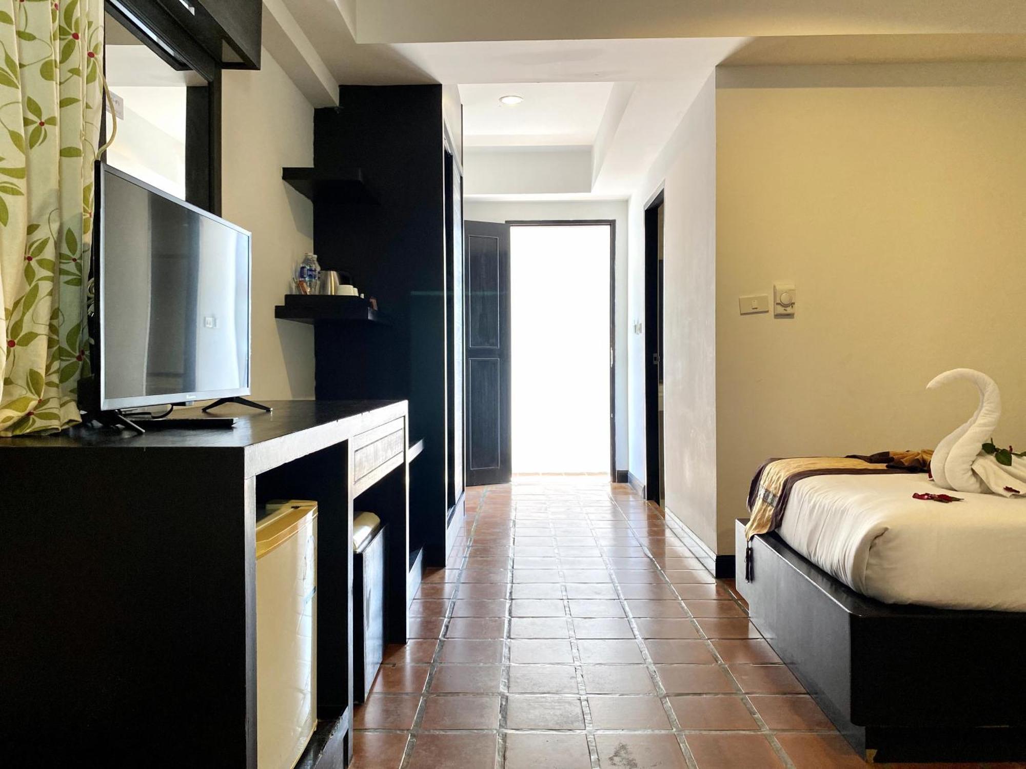 H.R.K.Resort Patong Екстериор снимка