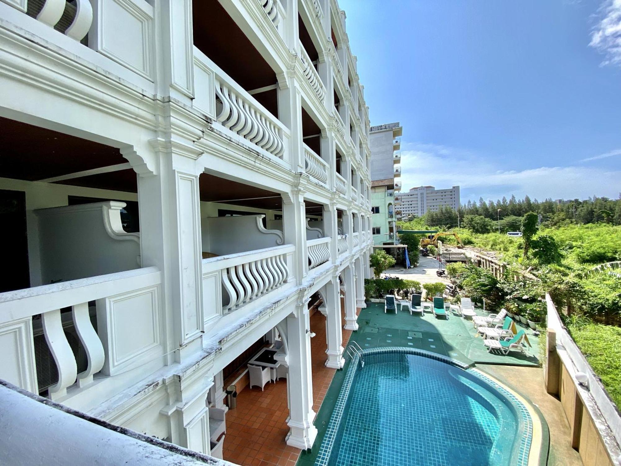H.R.K.Resort Patong Екстериор снимка