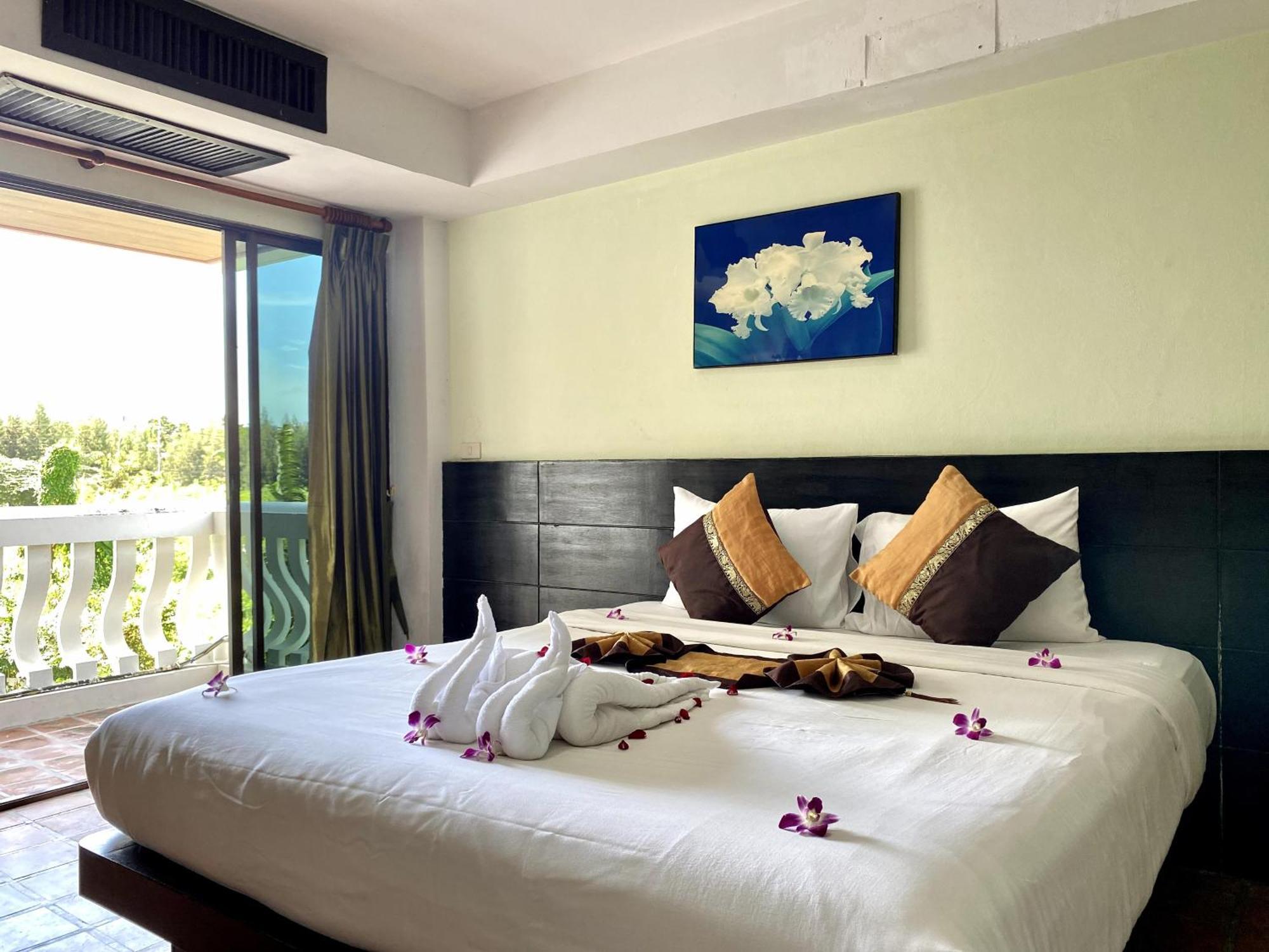 H.R.K.Resort Patong Екстериор снимка