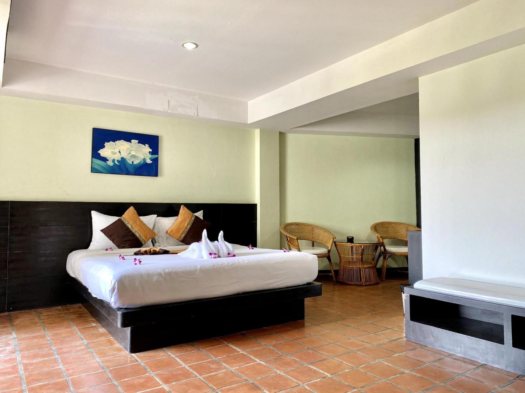 H.R.K.Resort Patong Екстериор снимка