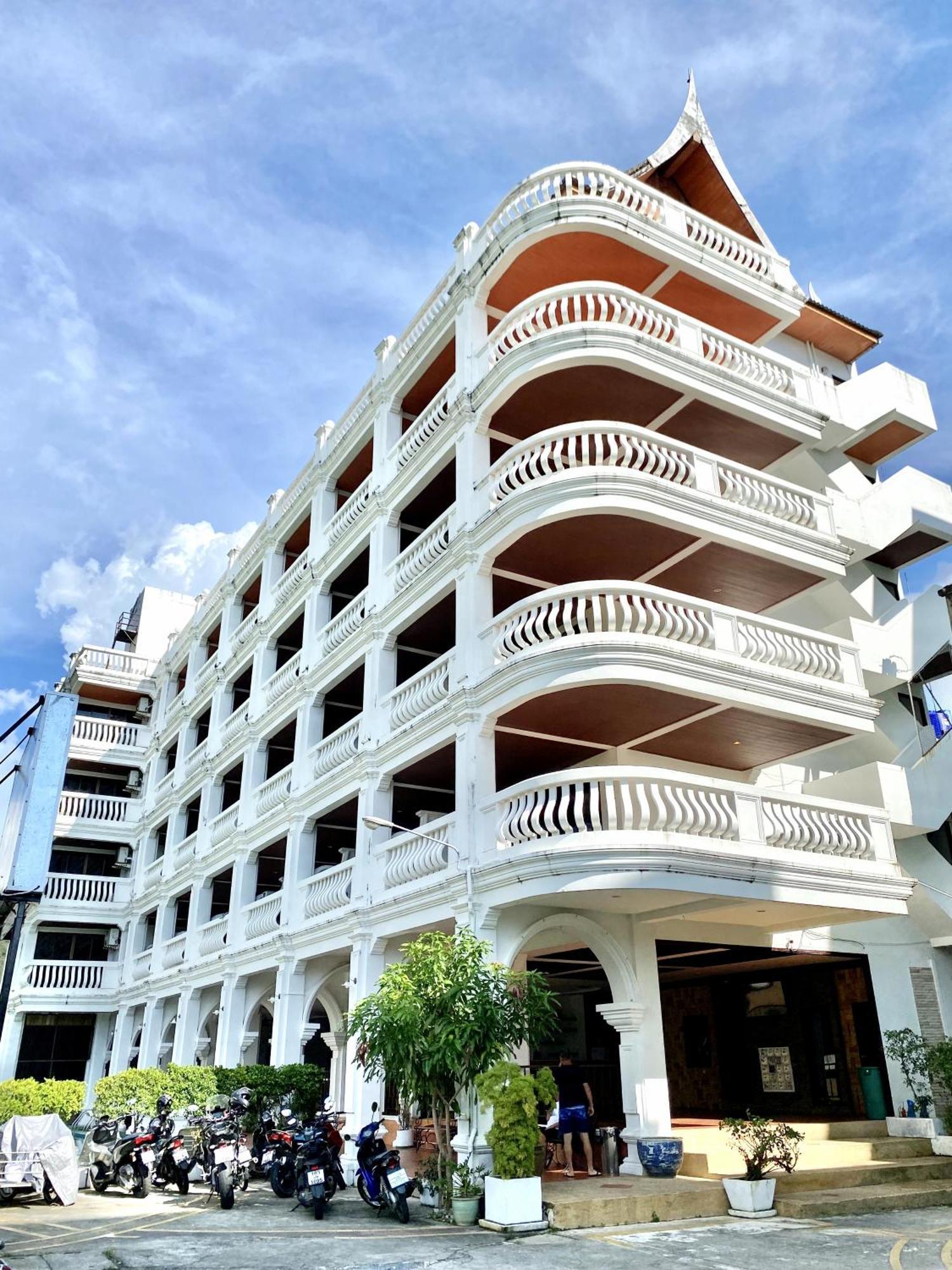 H.R.K.Resort Patong Екстериор снимка